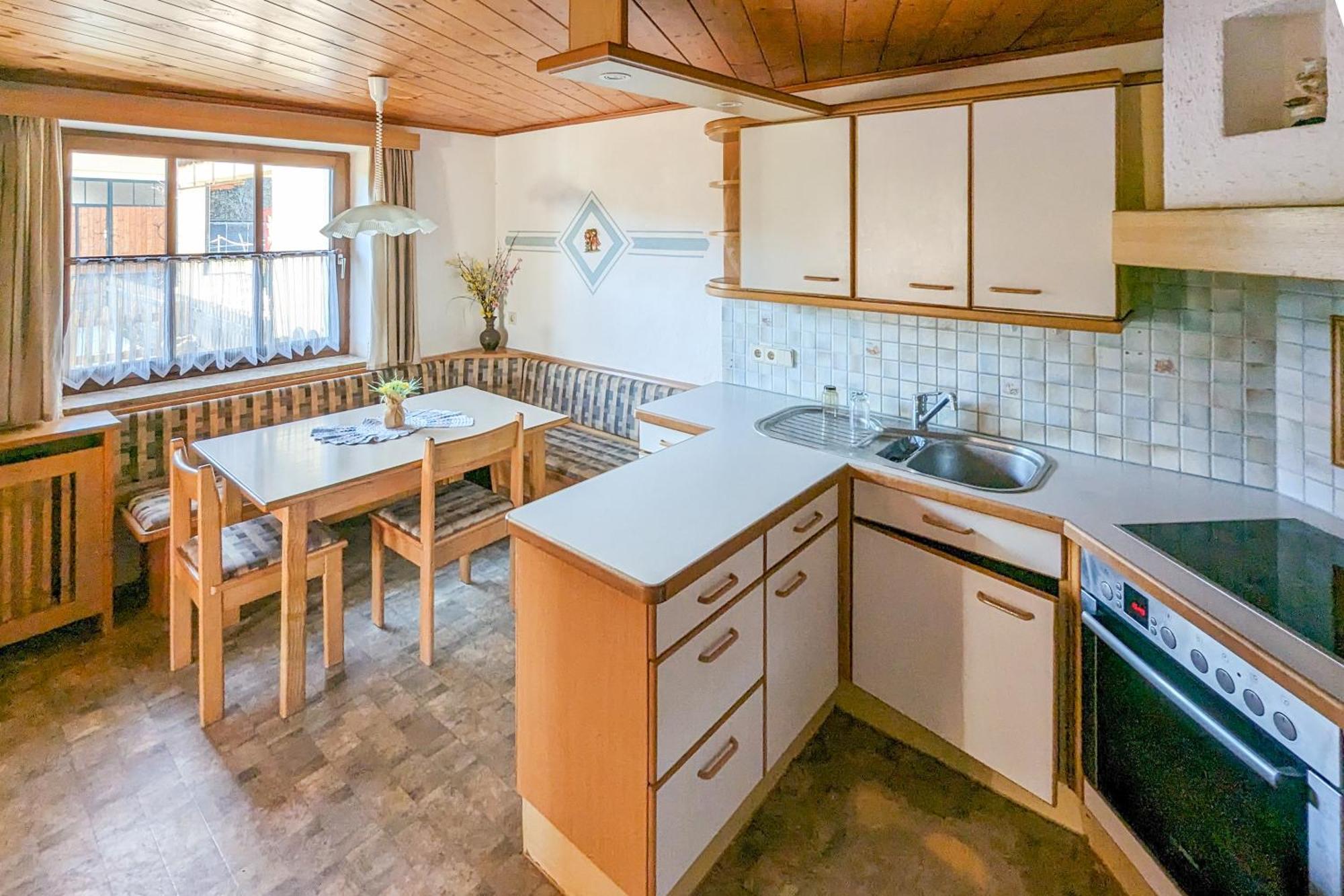 Private Farmhouse Escape - Ideal For Up To 8 Guests Seeham Esterno foto
