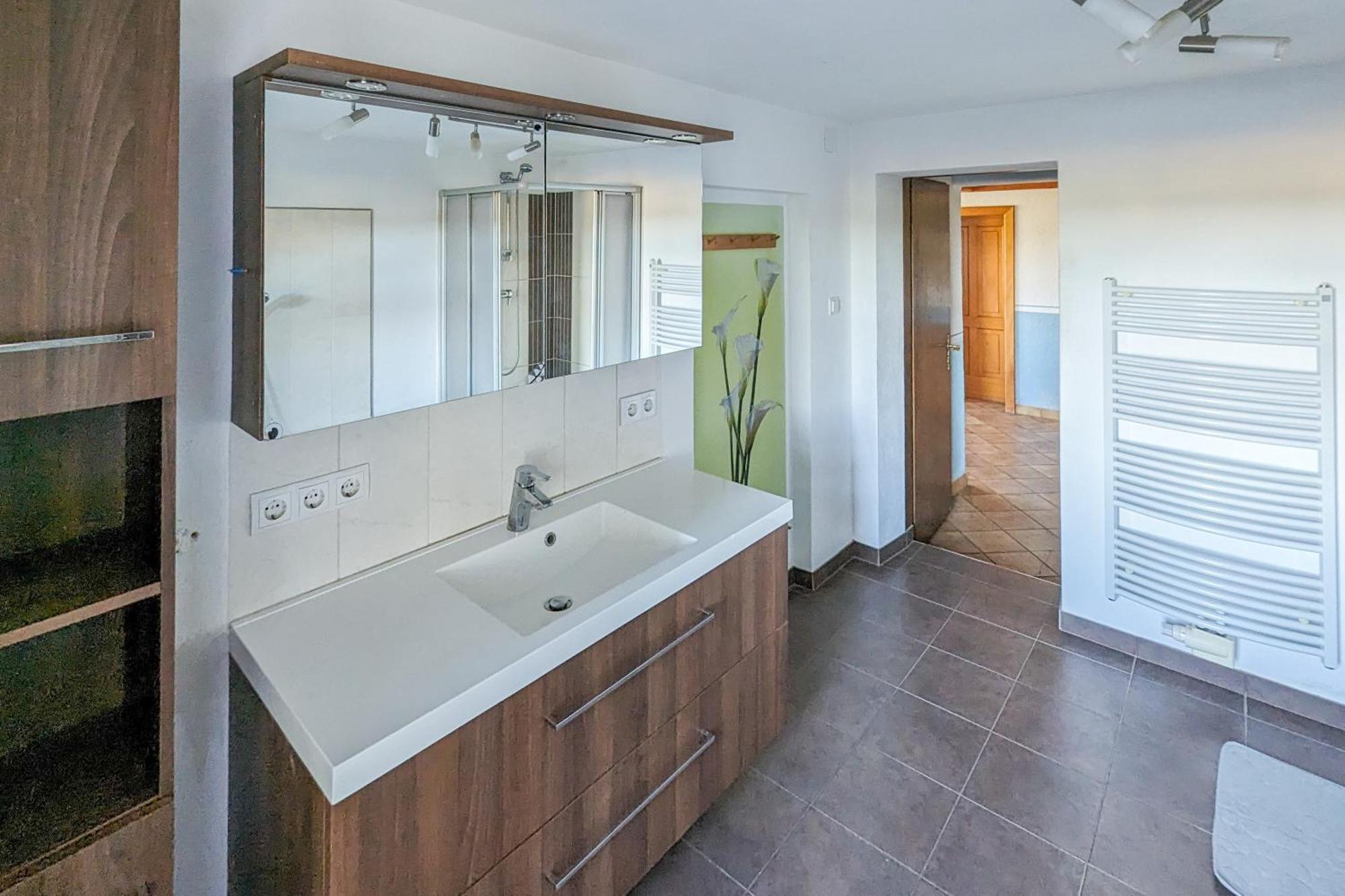 Private Farmhouse Escape - Ideal For Up To 8 Guests Seeham Esterno foto